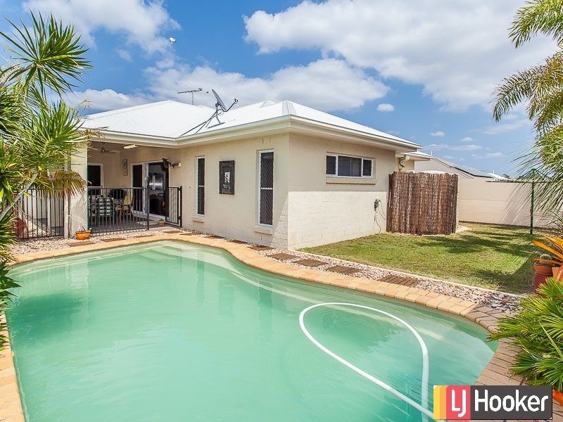15 Hillcrest Court, Murrumba Downs QLD 4503