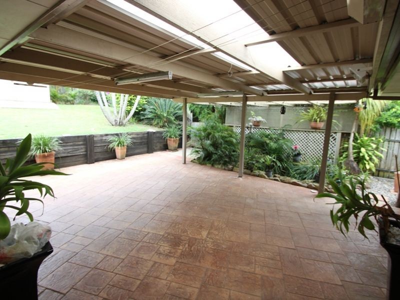 12 Poplar Place, Kallangur QLD 4503