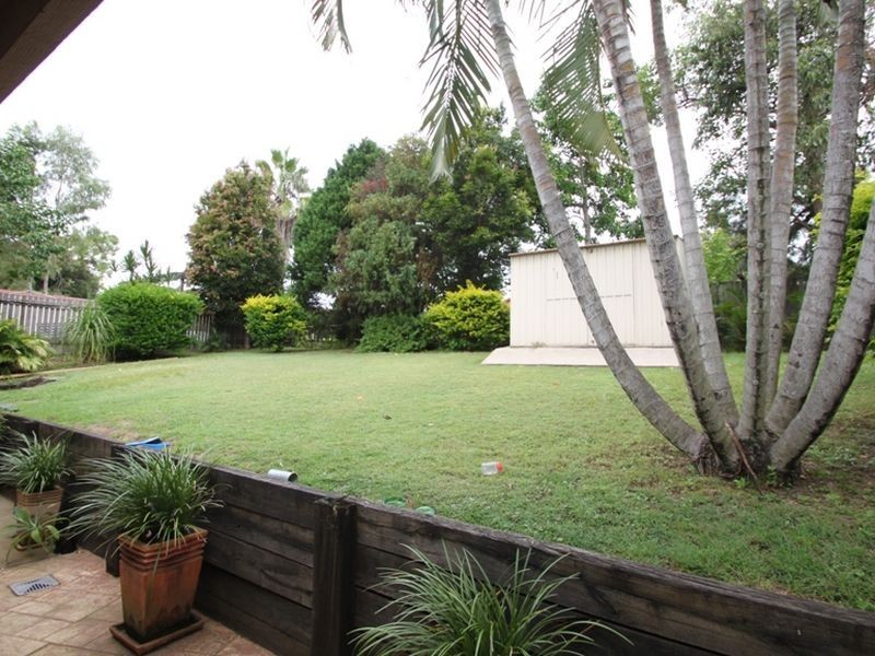 12 Poplar Place, Kallangur QLD 4503