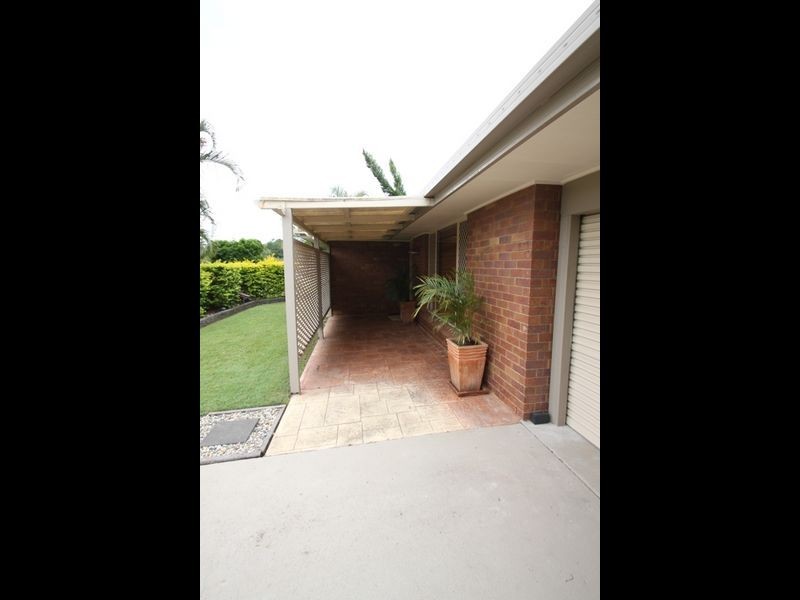 12 Poplar Place, Kallangur QLD 4503
