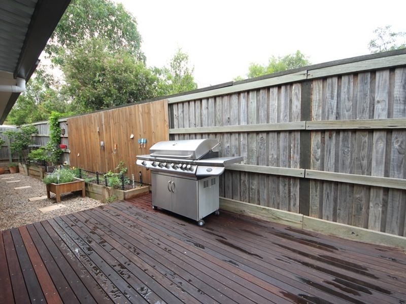 16 Waterway Crescent, Murrumba Downs QLD 4503