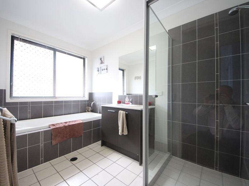 16 Waterway Crescent, Murrumba Downs QLD 4503