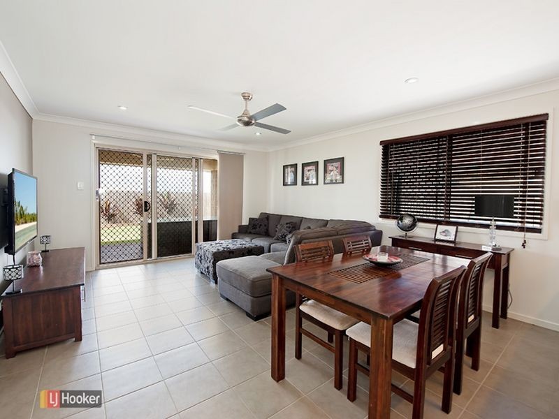 8 Bellthorpe Circuit, Kallangur QLD 4503