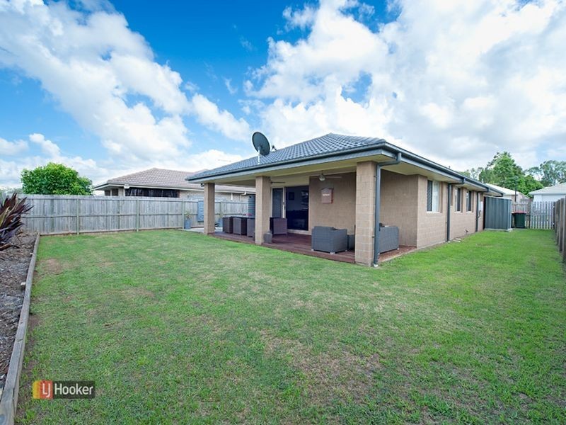 8 Bellthorpe Circuit, Kallangur QLD 4503