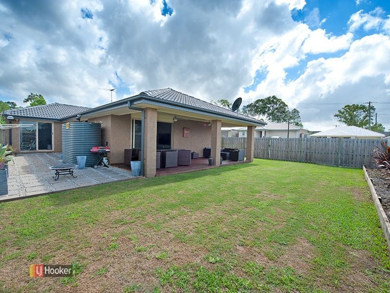 8 Bellthorpe Circuit, Kallangur QLD 4503
