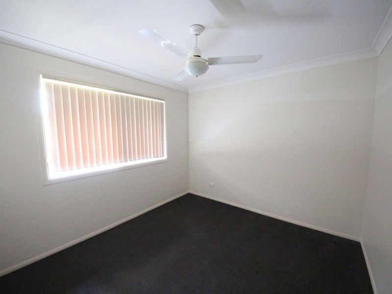 16 Benham Avenue, Kallangur QLD 4503