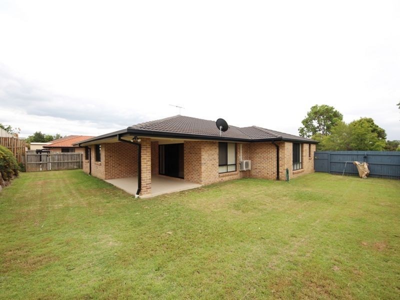16 Benham Avenue, Kallangur QLD 4503