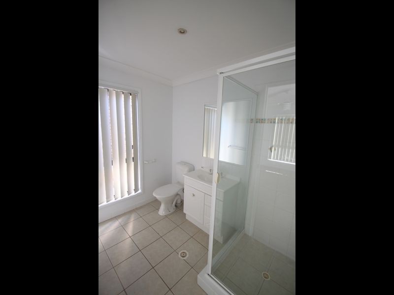 4 McNiven Court, North Lakes QLD 4509