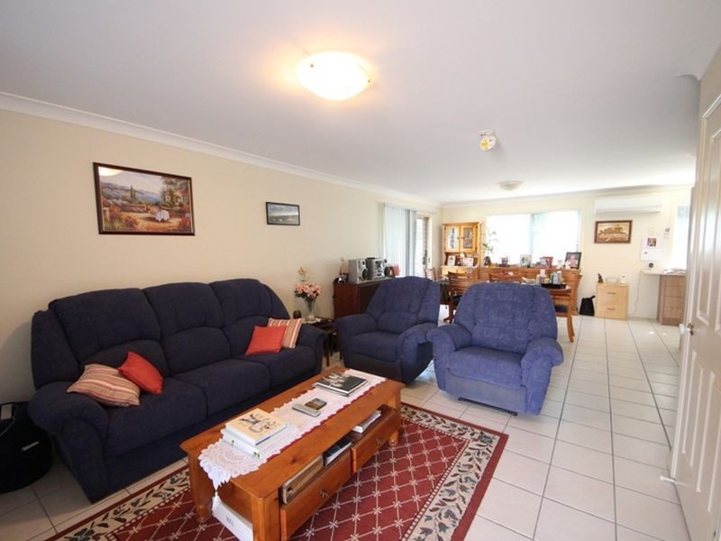 8/11 Ahern Street, Kallangur QLD 4503