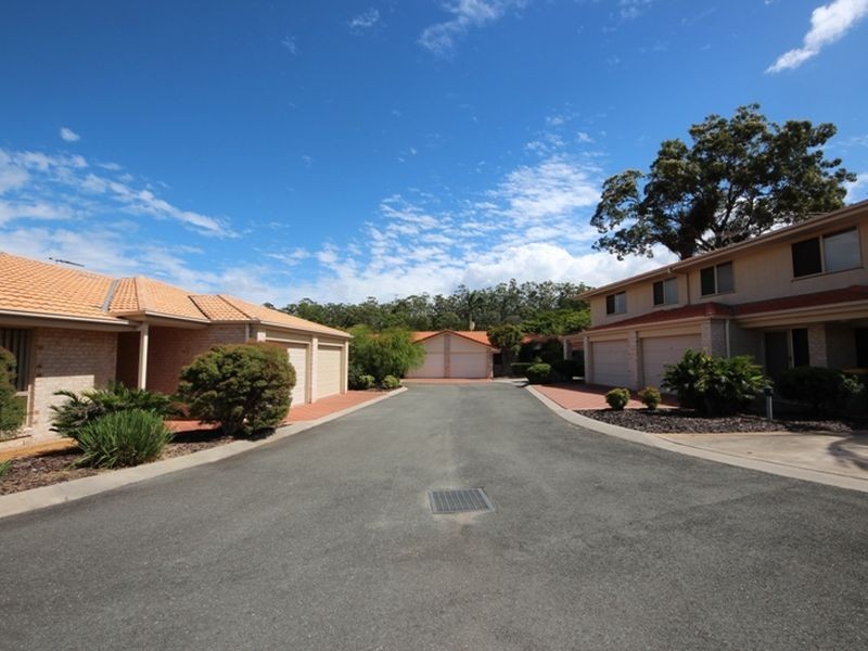 8/11 Ahern Street, Kallangur QLD 4503