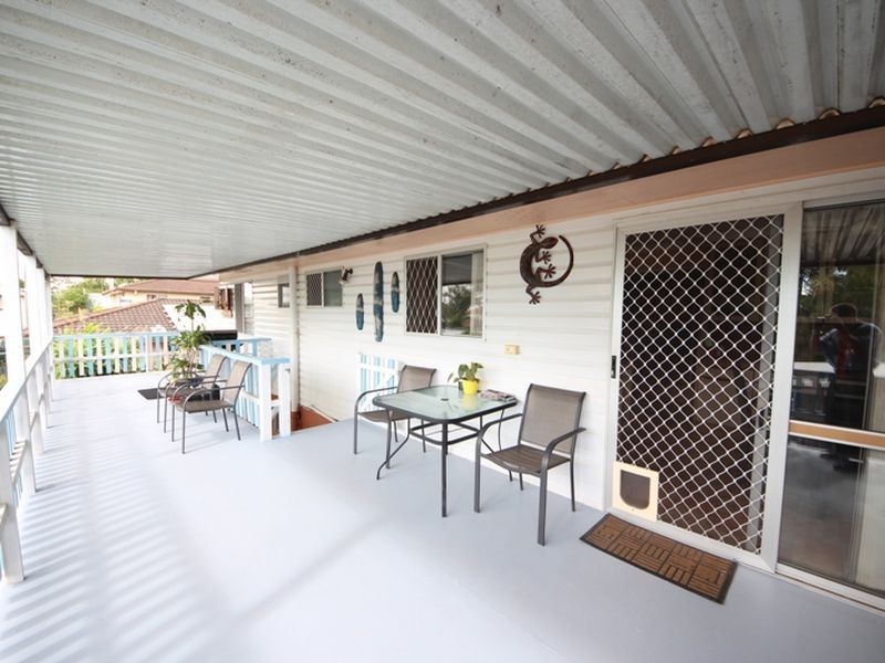 8 Johnson Street, Kallangur QLD 4503