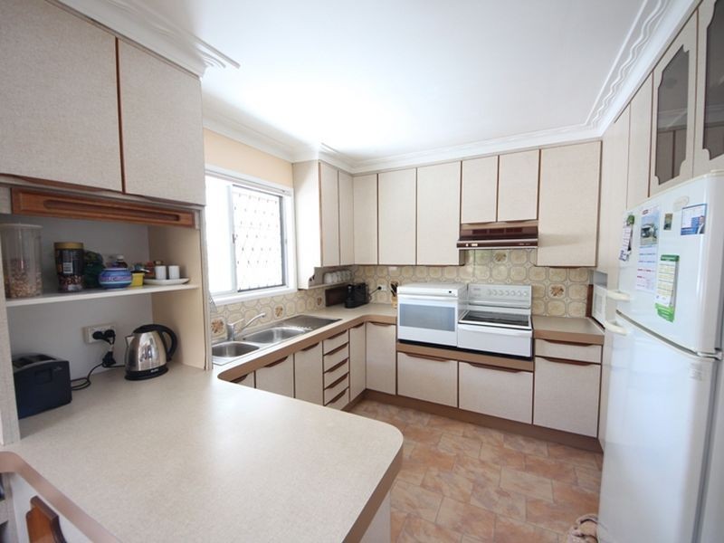 8 Johnson Street, Kallangur QLD 4503