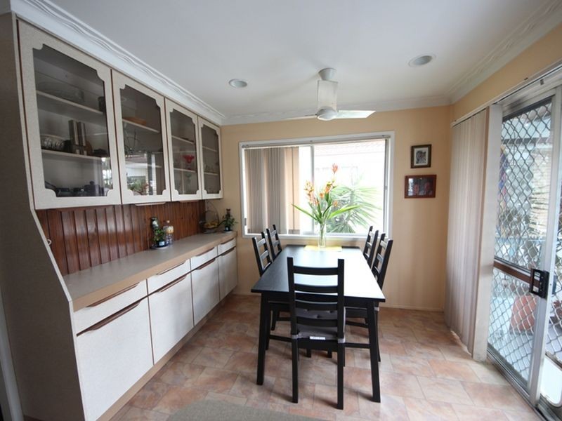 8 Johnson Street, Kallangur QLD 4503