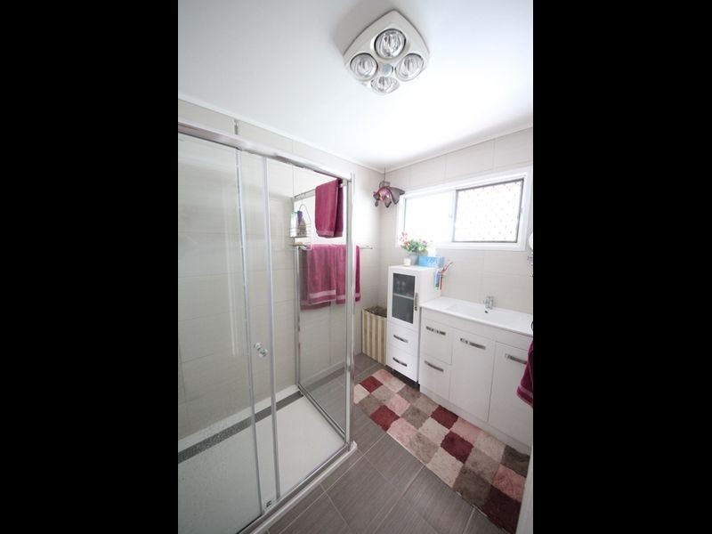 8 Johnson Street, Kallangur QLD 4503