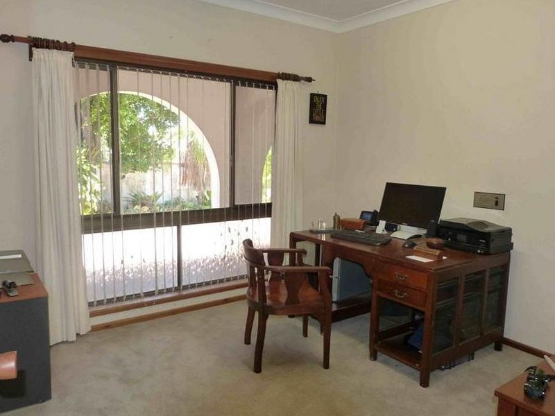 2 Elm Drive, Murrumba Downs QLD 4503