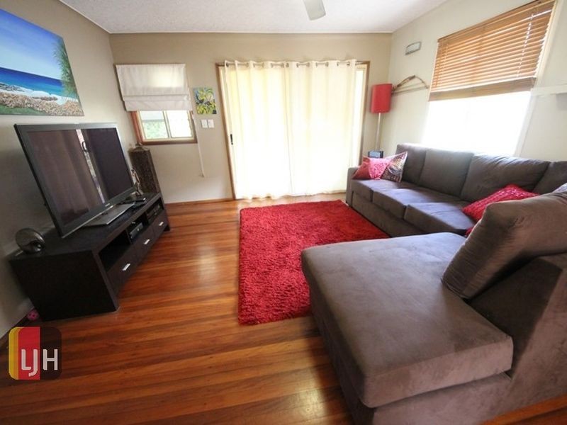 57 Wattle Street, Kallangur QLD 4503