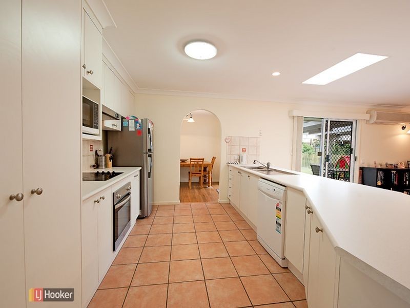 36 Glass House Circuit, Kallangur QLD 4503
