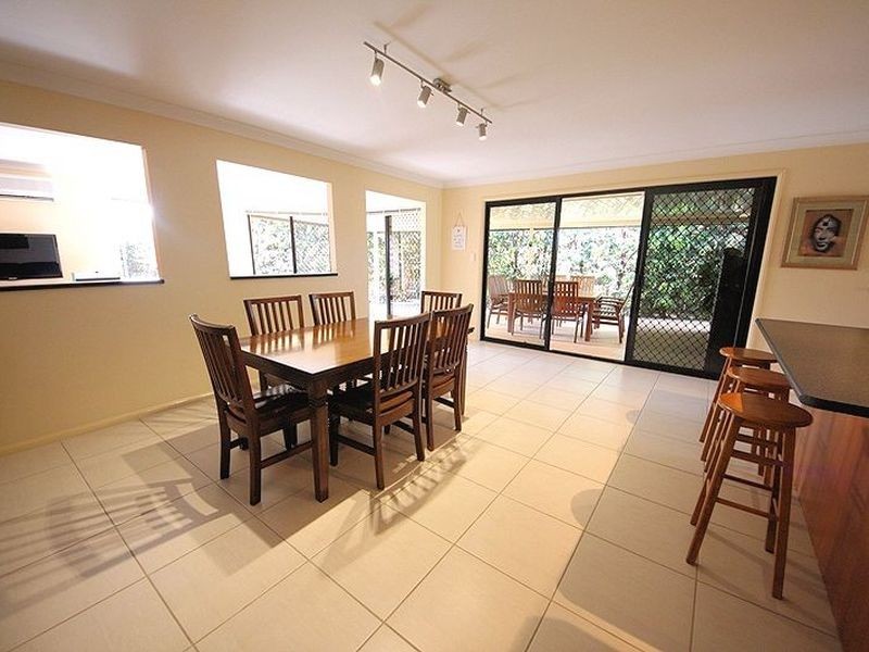 12 Raffindale Avenue, Dakabin QLD 4503