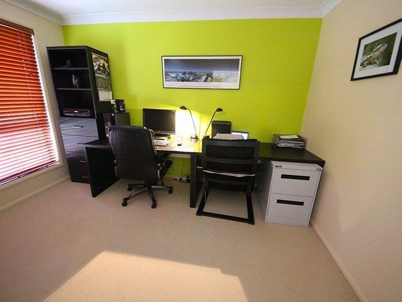 12 Raffindale Avenue, Dakabin QLD 4503