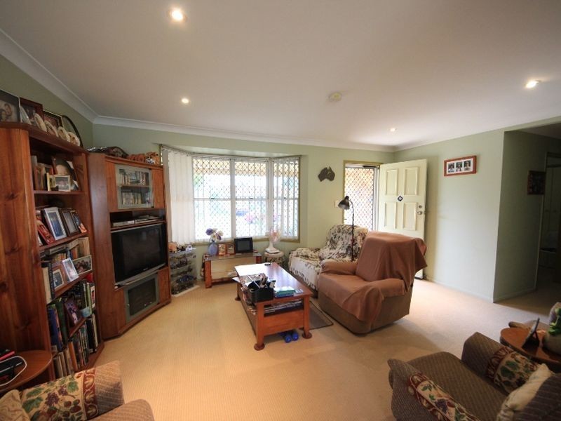 1 Stacey Court, Kallangur QLD 4503