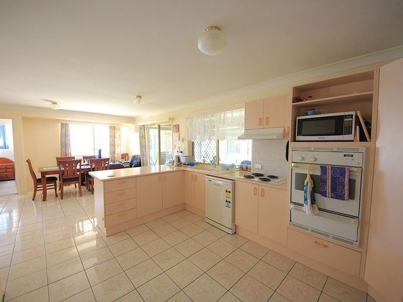 4 Greene Street, Rothwell QLD 4022