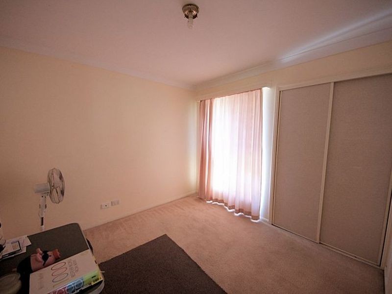 4 Greene Street, Rothwell QLD 4022