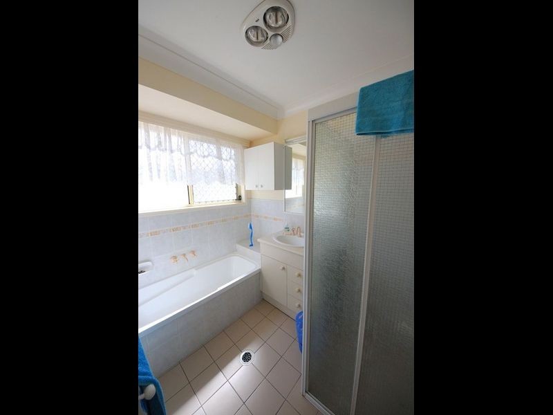 4 Greene Street, Rothwell QLD 4022