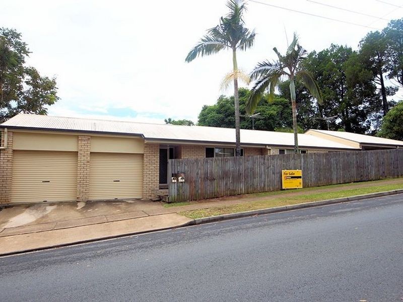 2 Blazey Street, Kallangur QLD 4503