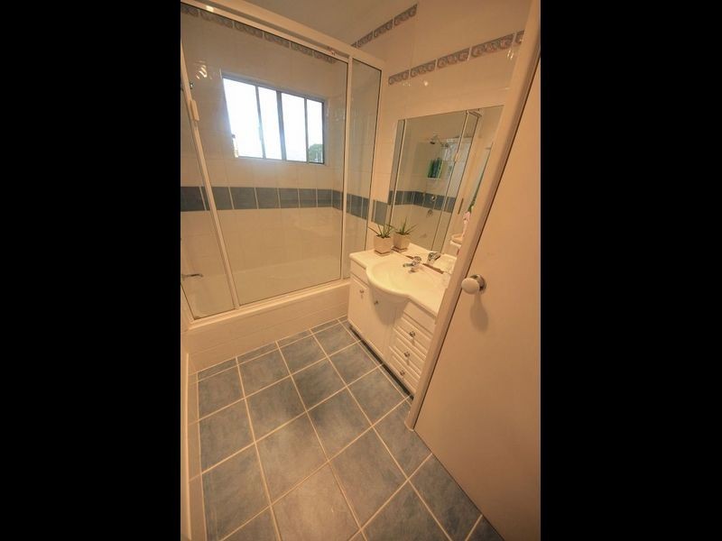 11 Wattle Street, Kallangur QLD 4503