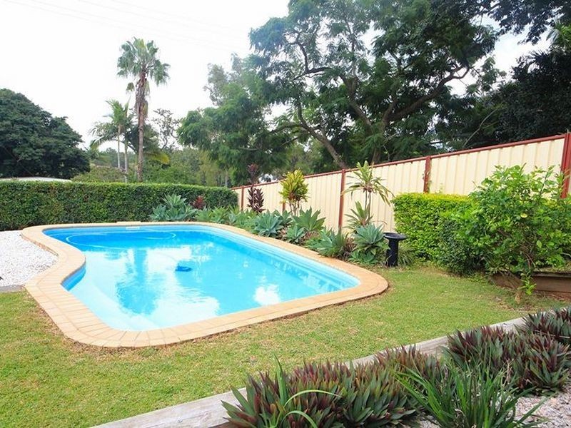 11 Wattle Street, Kallangur QLD 4503