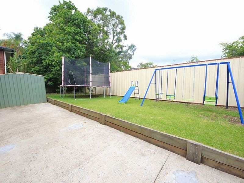 11 Wattle Street, Kallangur QLD 4503