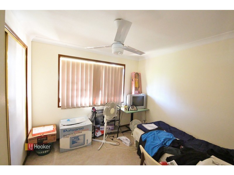 17 Pandanus Court, Kallangur QLD 4503