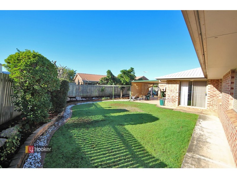 17 Pandanus Court, Kallangur QLD 4503