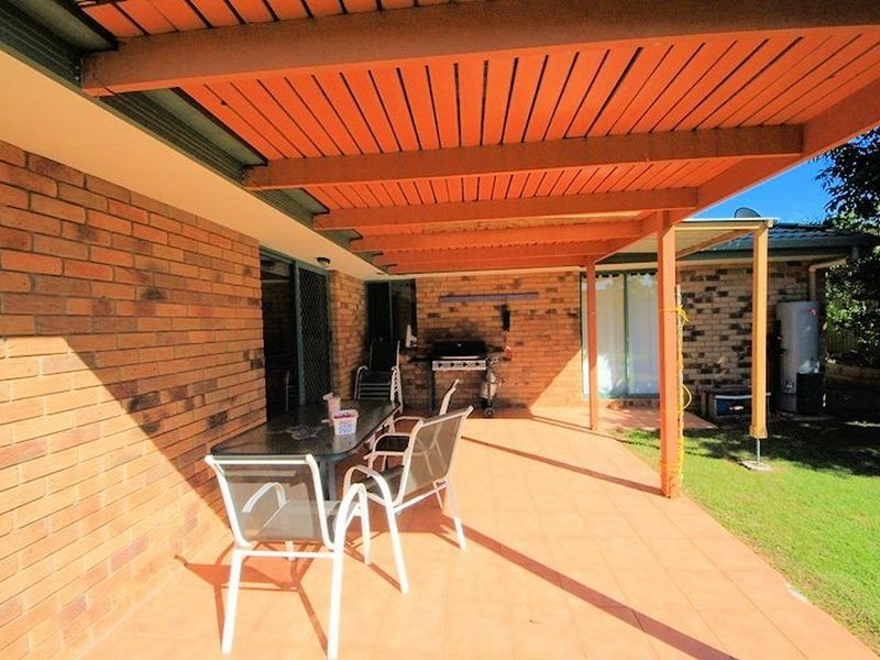 104 Sheaves Road, Kallangur QLD 4503