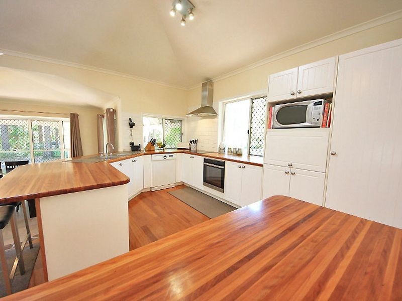 49 Cashmere Lane, Cashmere QLD 4500