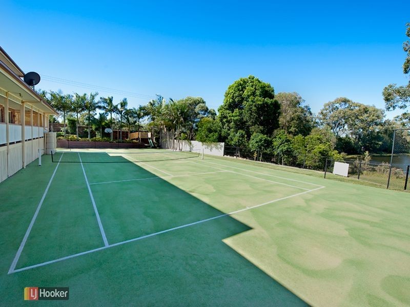 6 Claire Louise Court, Murrumba Downs QLD 4503