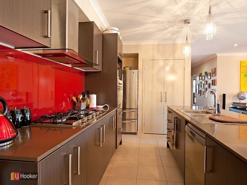 7 Bowerbird Crescent, Dakabin QLD 4503