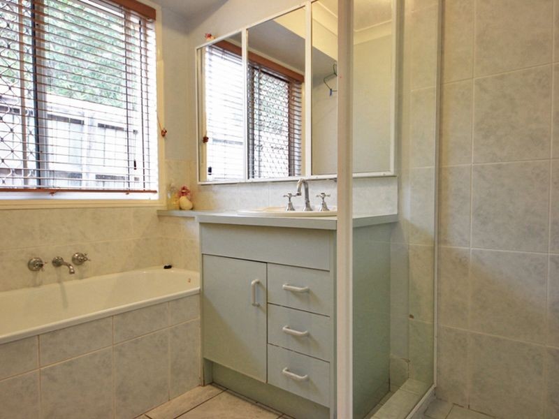 17 Pamela Drive, Bray Park QLD 4500