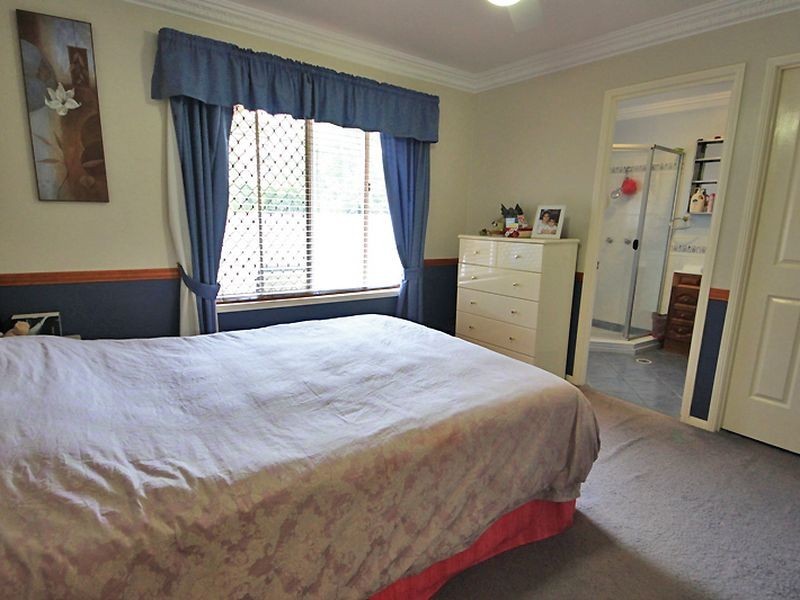 17 Pamela Drive, Bray Park QLD 4500