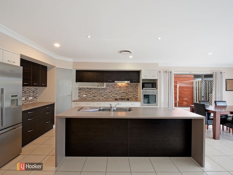 9 Beerwah Parade, Kallangur QLD 4503