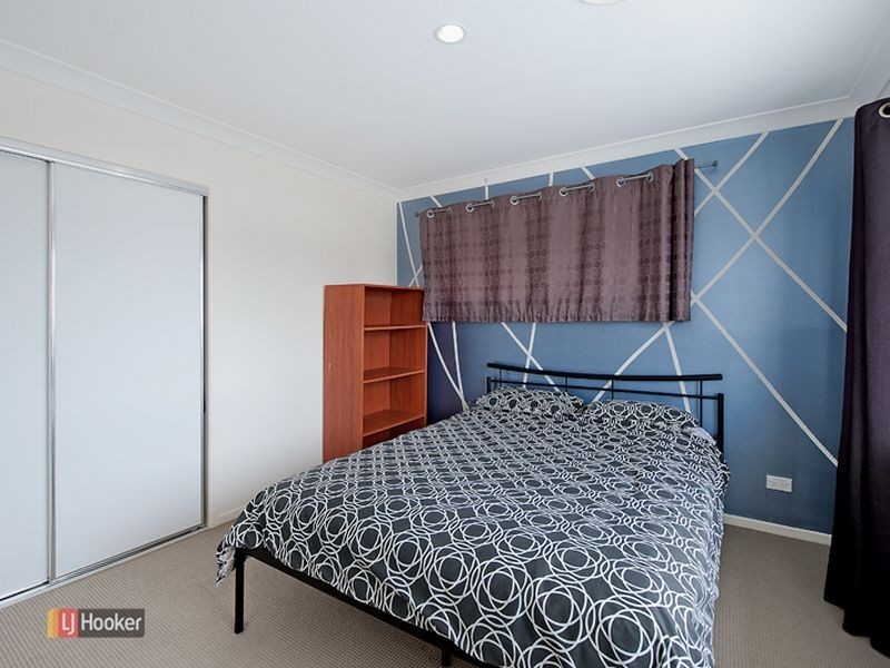 9 Beerwah Parade, Kallangur QLD 4503