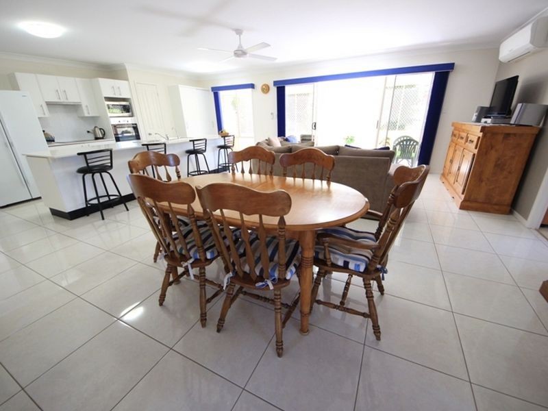 24 Vibrant Court, Dakabin QLD 4503