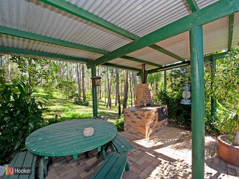 75 Whiteside Road, Whiteside QLD 4503