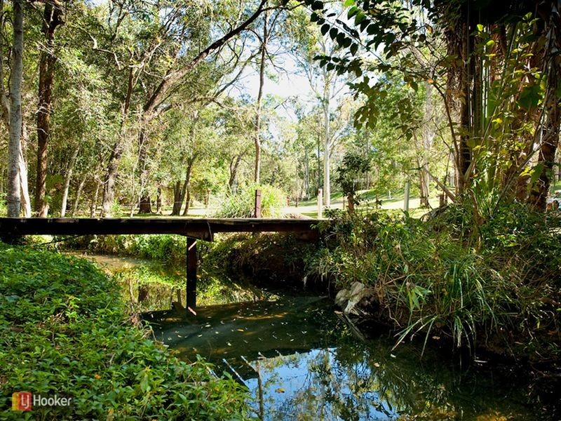 75 Whiteside Road, Whiteside QLD 4503