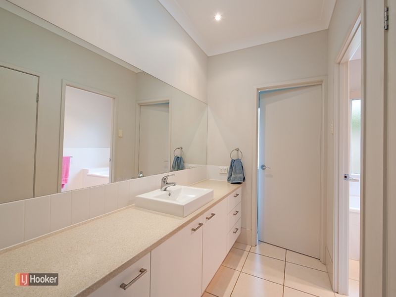 1 Dibbler Court, North Lakes QLD 4509
