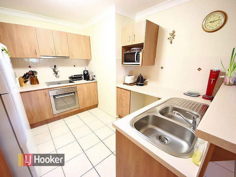 4/11 Ahern Street, Kallangur QLD 4503