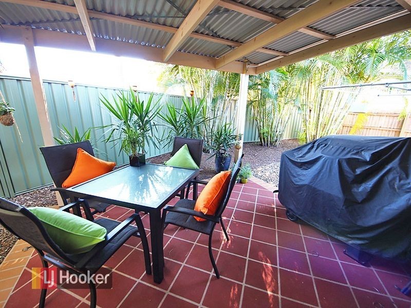 4/11 Ahern Street, Kallangur QLD 4503
