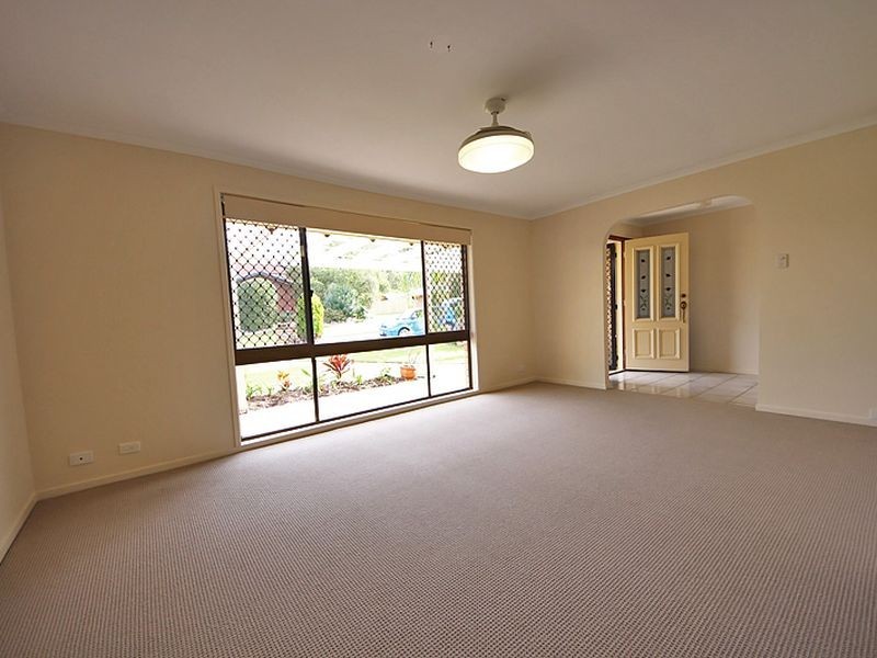 2 Colac Court, Petrie QLD 4502