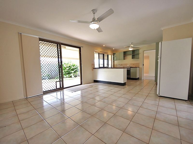 2 Colac Court, Petrie QLD 4502