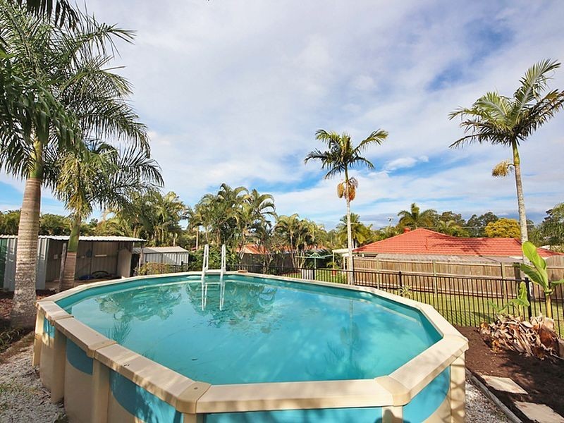 2 Colac Court, Petrie QLD 4502